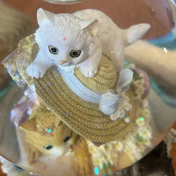San Francisco music box Co. snow globe , - Picture 2 of 12